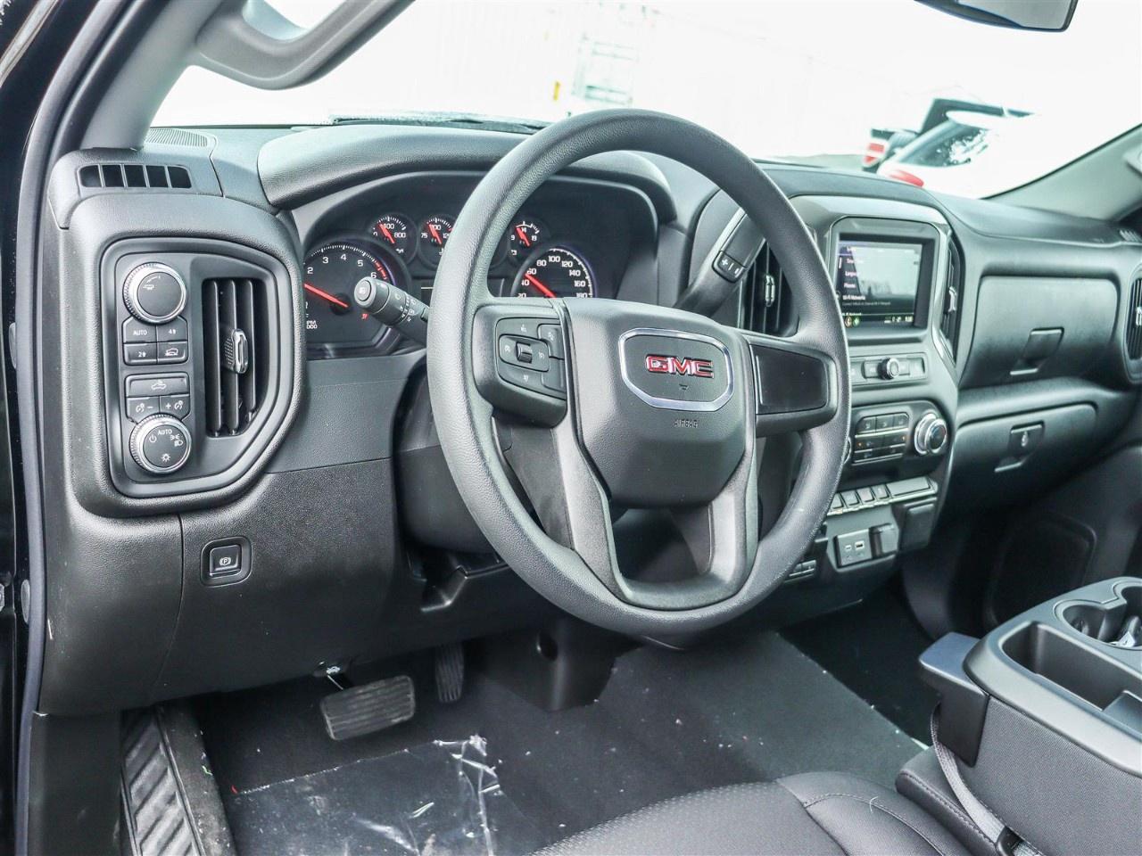 2026 GMC Sierra 1500 Crew Cab Short Box 4-Wheel Drive Pro Photo