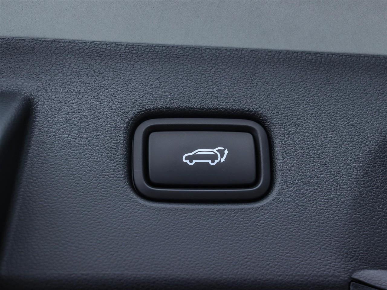 2026 Hyundai Tucson Hybrid Ultimate 4dr All-Wheel Drive Photo