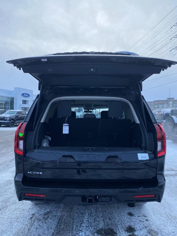 2025 Ford Expedition Active 4dr 4x4 Photo