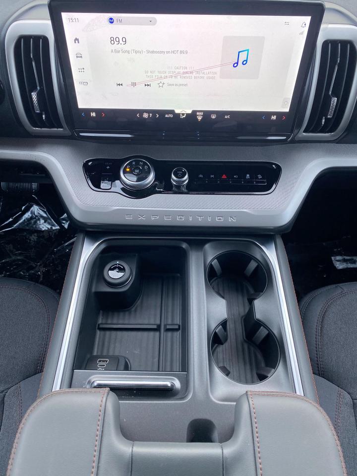 2025 Ford Expedition Active 4dr 4x4 Photo