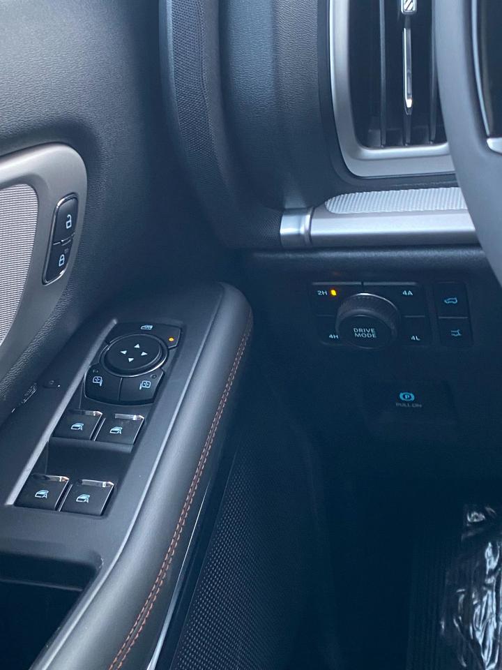 2025 Ford Expedition Active 4dr 4x4 Photo