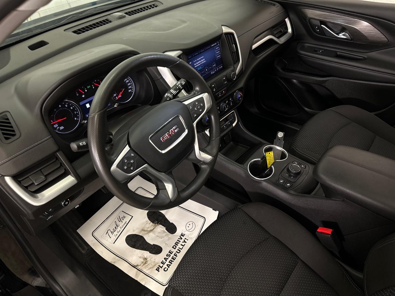 2024 GMC Terrain SLE 4dr All-Wheel Drive Photo