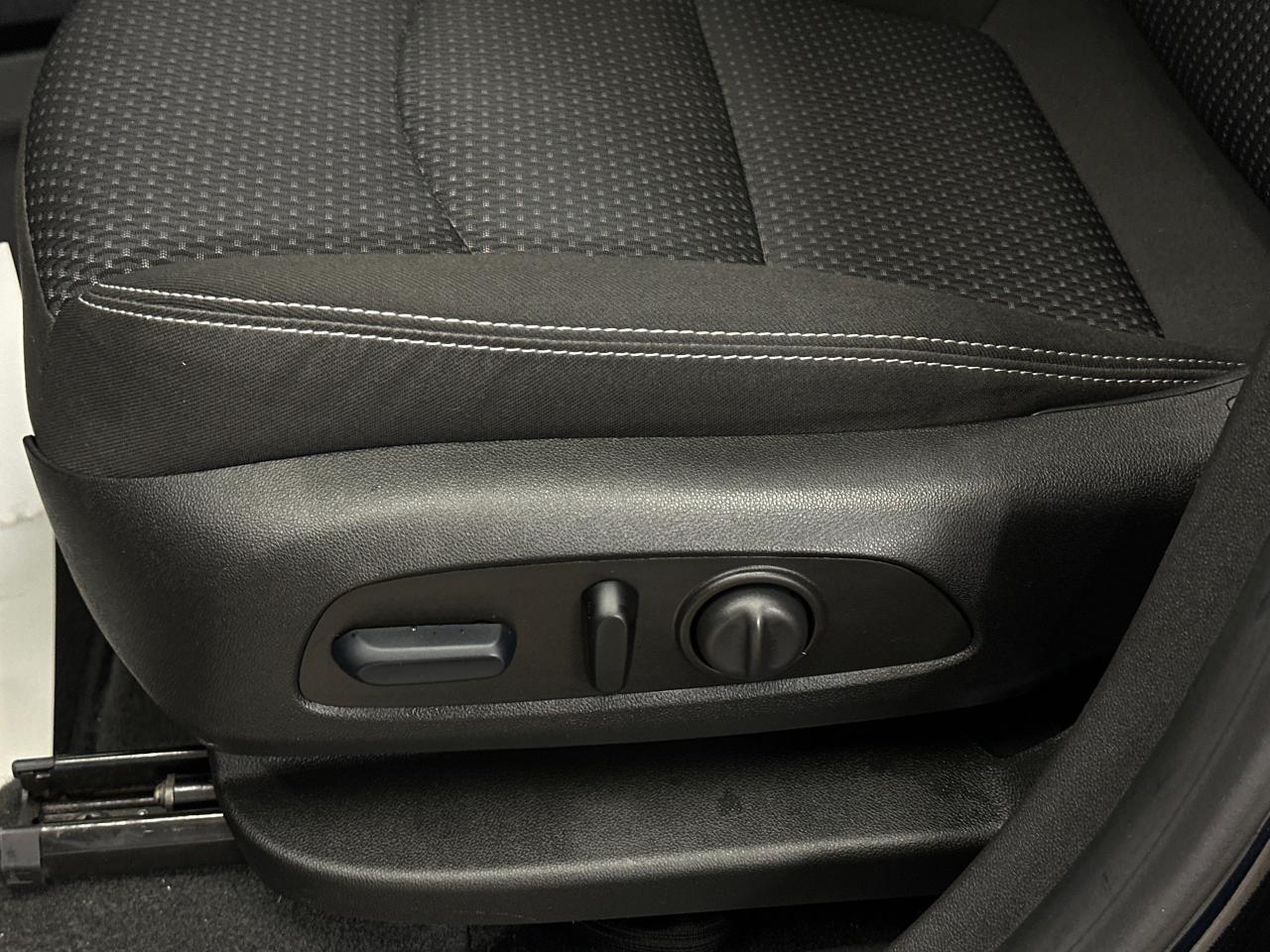 2024 GMC Terrain SLE 4dr All-Wheel Drive Photo