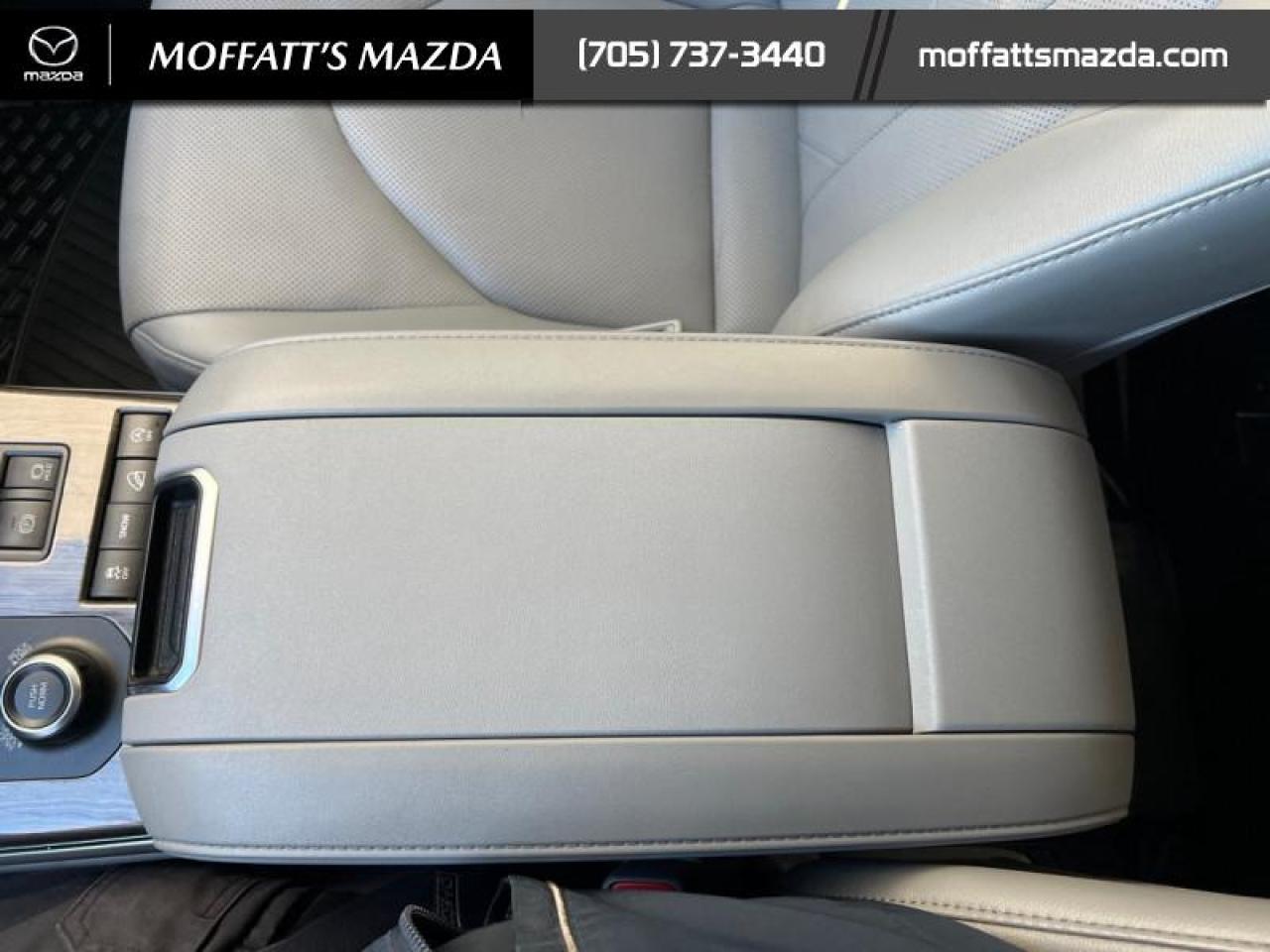 2022 Toyota Highlander Platinum Photo