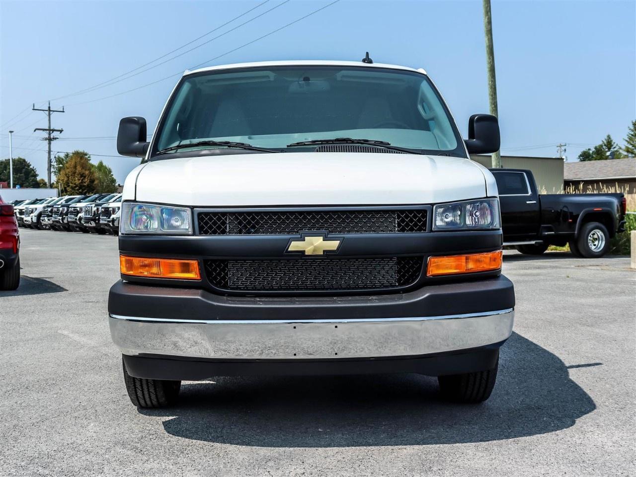 2025 Chevrolet Express Cargo Van 2500 Extended Wheelbase Rear-Wheel Drive Photo