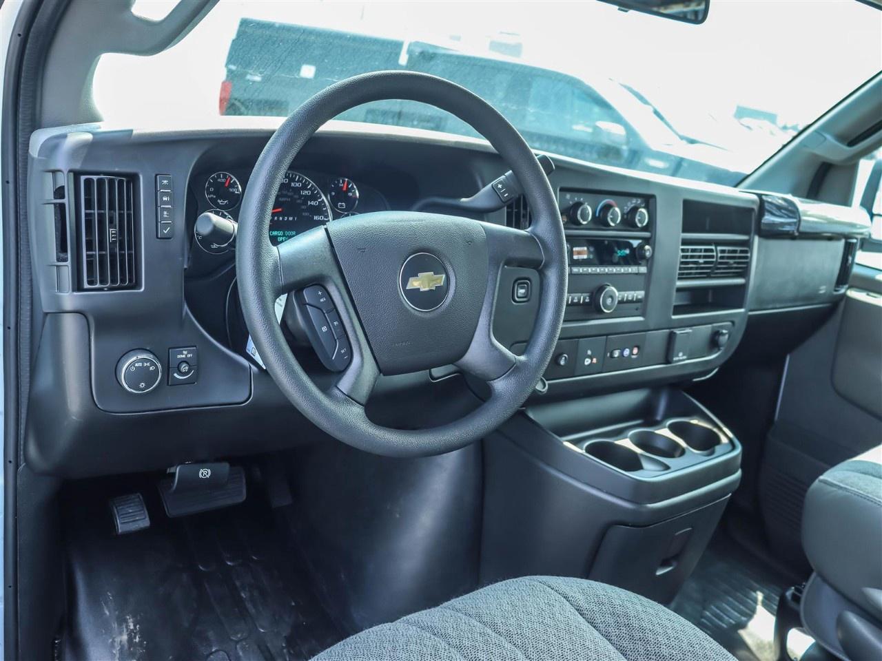 2025 Chevrolet Express Cargo Van 2500 Extended Wheelbase Rear-Wheel Drive Photo