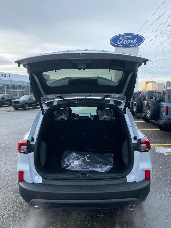 2026 Ford Escape ST-Line 4dr All-Wheel Drive Photo