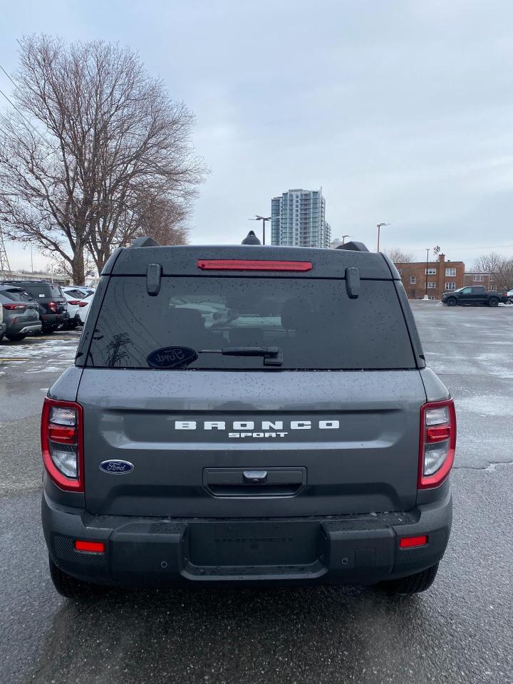 2025 Ford Bronco Sport Outer Banks 4dr 4x4 Photo3