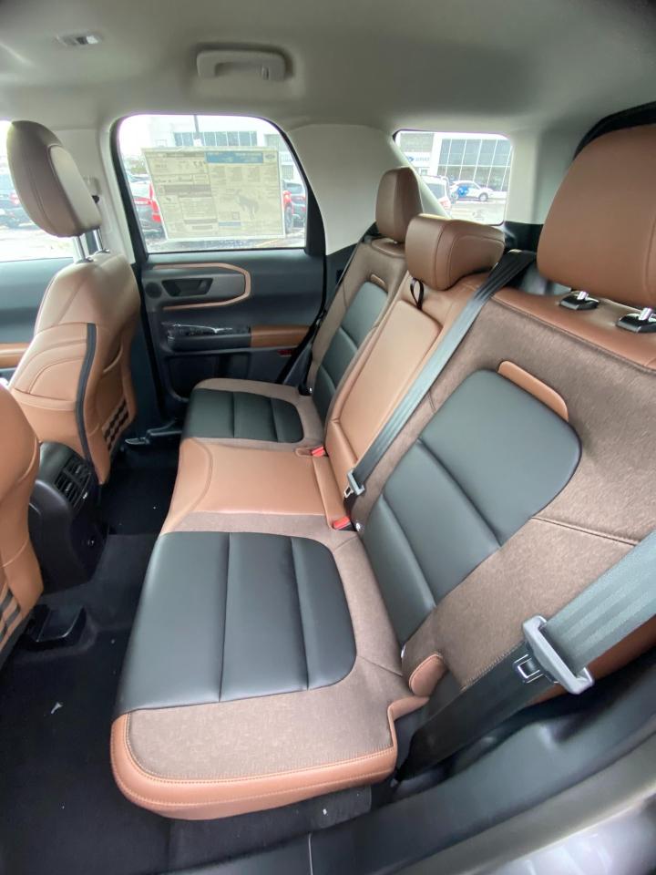 2025 Ford Bronco Sport Outer Banks 4dr 4x4 Photo