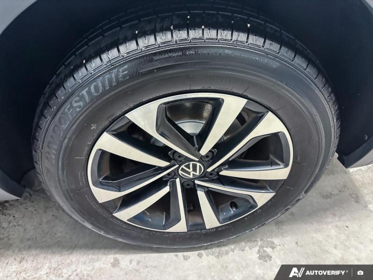 2023 Volkswagen Tiguan Trendline 4dr All-wheel Drive 4MOTION Photo