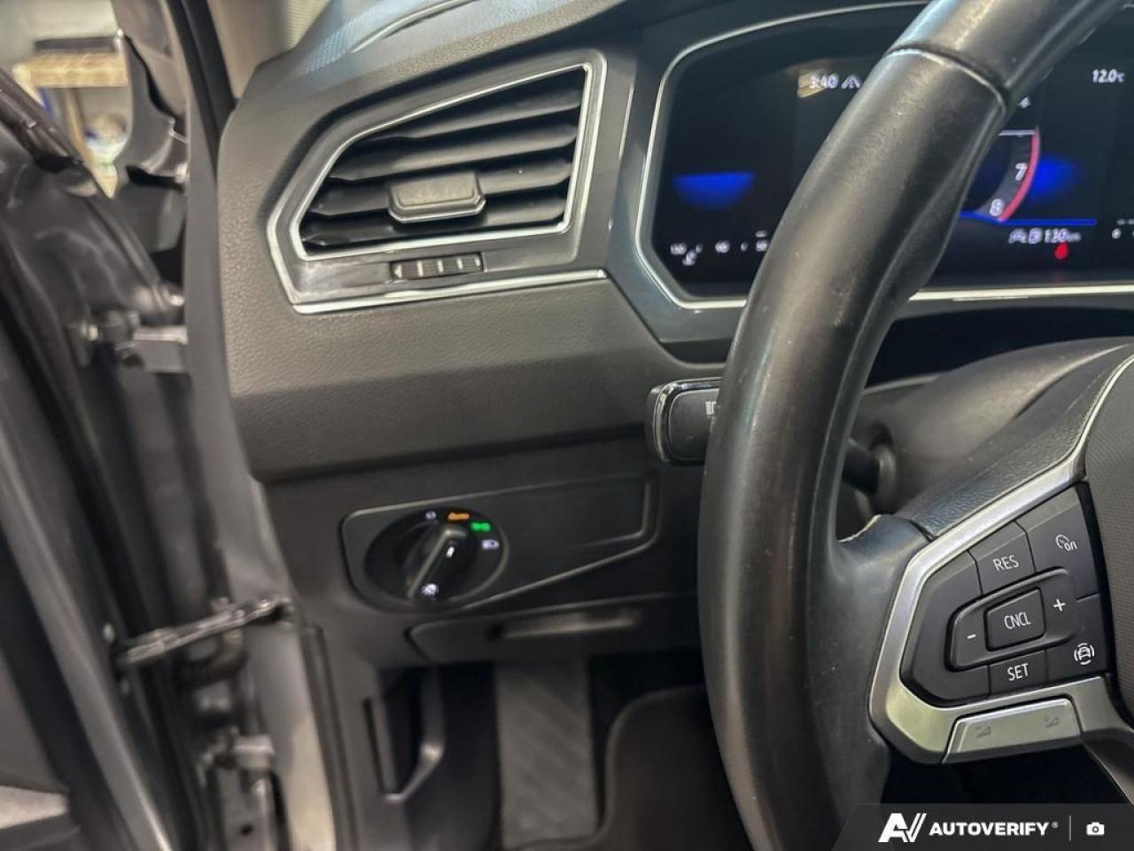 2023 Volkswagen Tiguan Trendline 4dr All-wheel Drive 4MOTION Photo