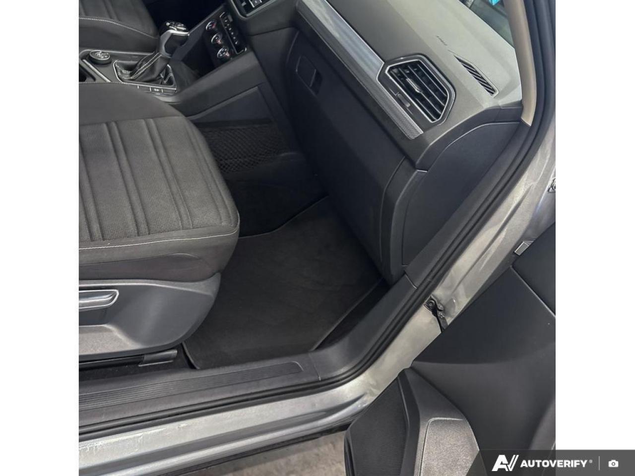 2023 Volkswagen Tiguan Trendline 4dr All-wheel Drive 4MOTION Photo