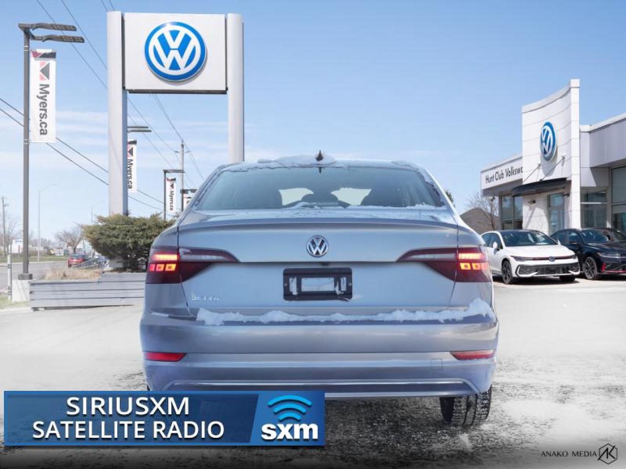 2021 Volkswagen Jetta HIGHLINE Photo3