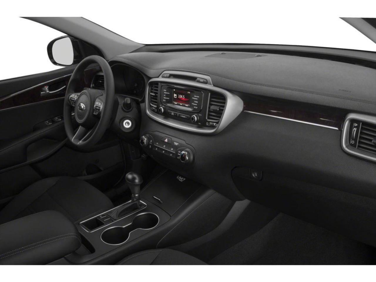 2016 Kia Sorento 3.3L LX+ 7-Seater 4dr All-Wheel Drive Photo