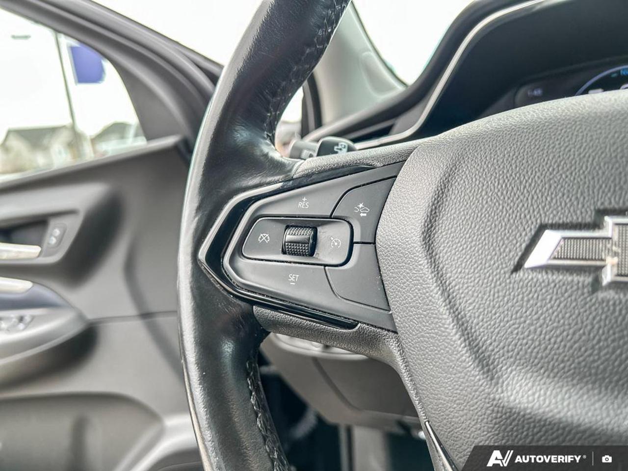 2023 Chevrolet Bolt EUV Premier Front-Wheel Drive Photo
