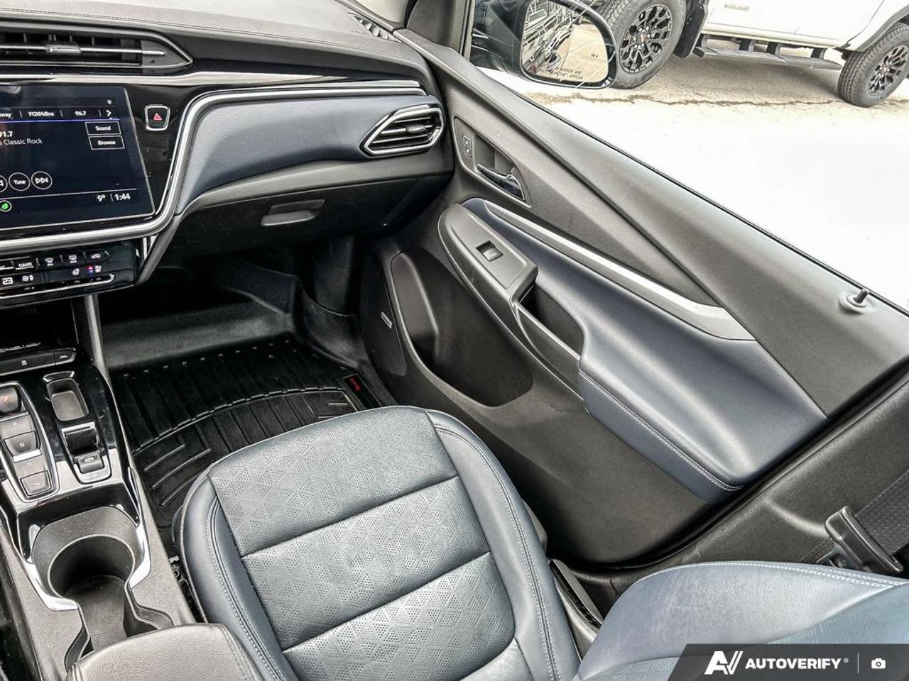 2023 Chevrolet Bolt EUV Premier Front-Wheel Drive Photo