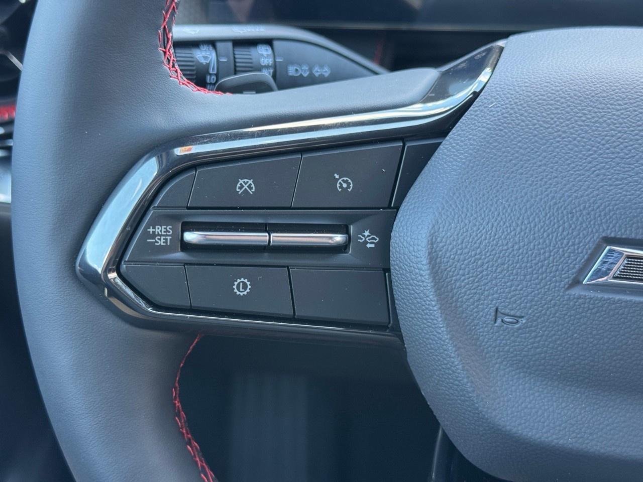 2026 Chevrolet Equinox AWD RS Photo