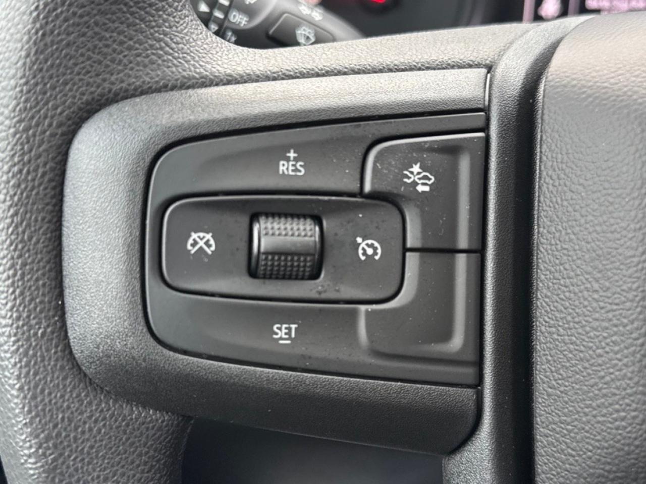 2026 GMC Sierra 1500 Crew Cab Short Box 4-Wheel Drive Pro Photo