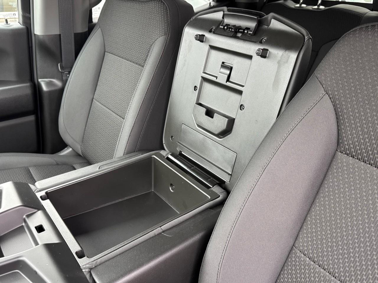 2026 GMC Sierra 1500 Crew Cab Short Box 4-Wheel Drive Pro Photo