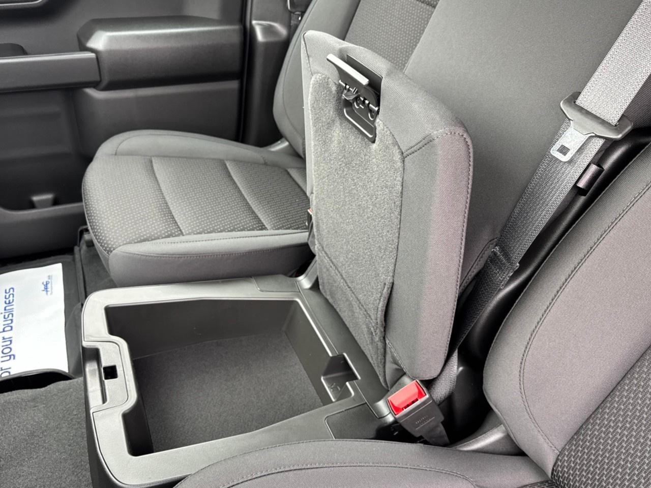 2026 GMC Sierra 1500 Crew Cab Short Box 4-Wheel Drive Pro Photo