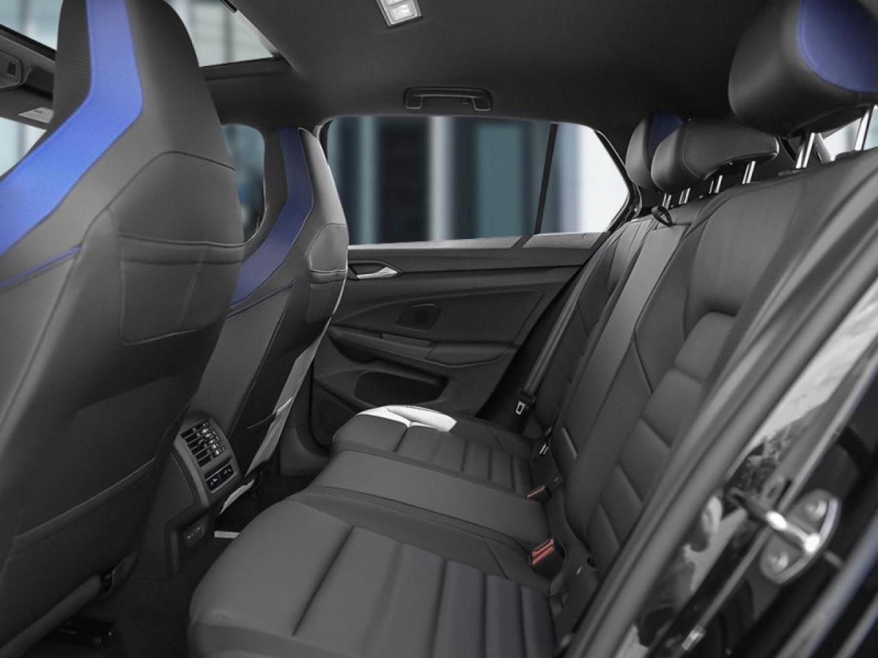 2026 Volkswagen Golf R BLACK EDITION Photo