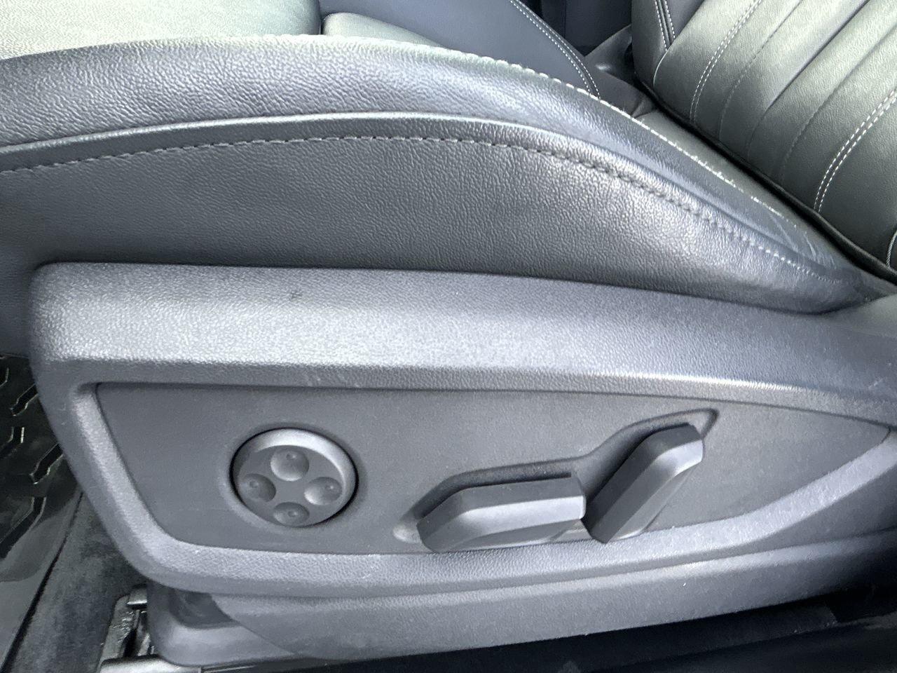 2023 Audi Q5 45 2.0T Technik   S Line Black Photo