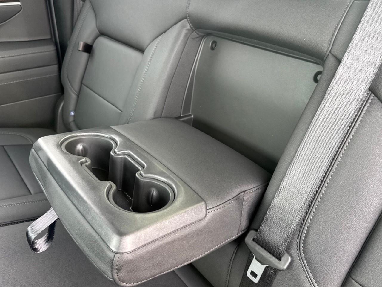 2026 Chevrolet Silverado 1500 Crew Cab Short Box 4-Wheel Drive RST Photo