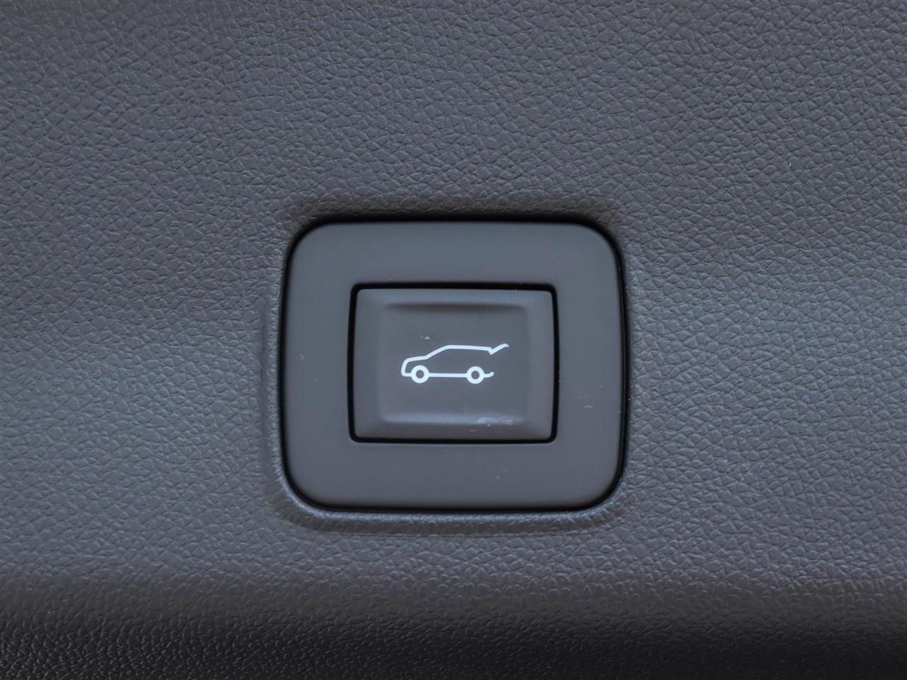 2026 Chevrolet TrailBlazer AWD 4dr RS Photo