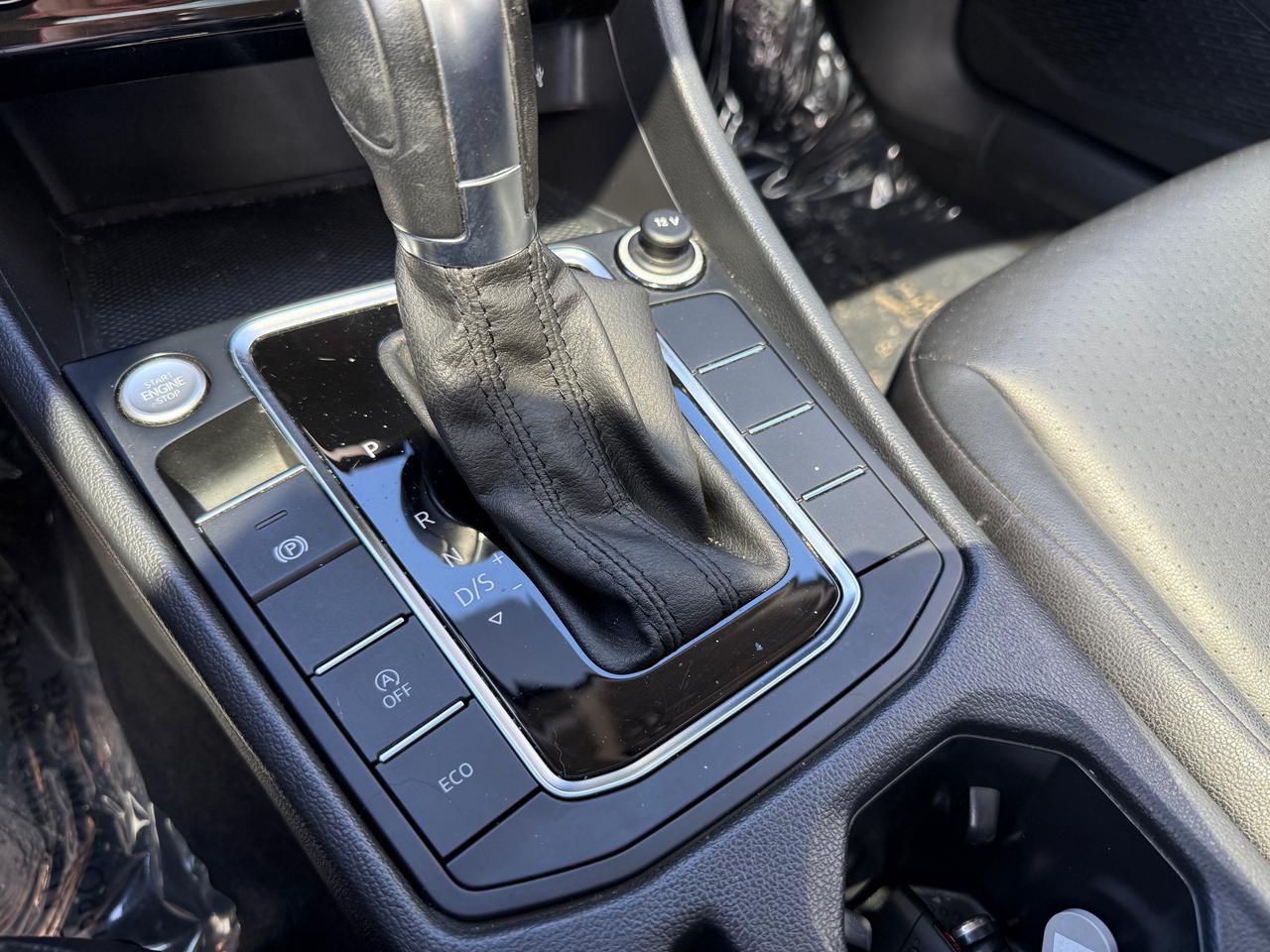 2019 Volkswagen Jetta 1.4 TSI Highline (A8) 4dr Sedan Photo