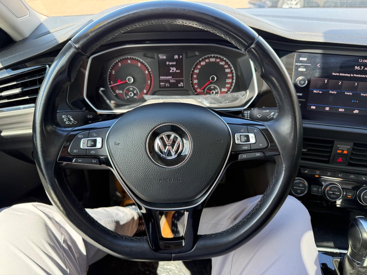 2019 Volkswagen Jetta 1.4 TSI Highline (A8) 4dr Sedan Photo