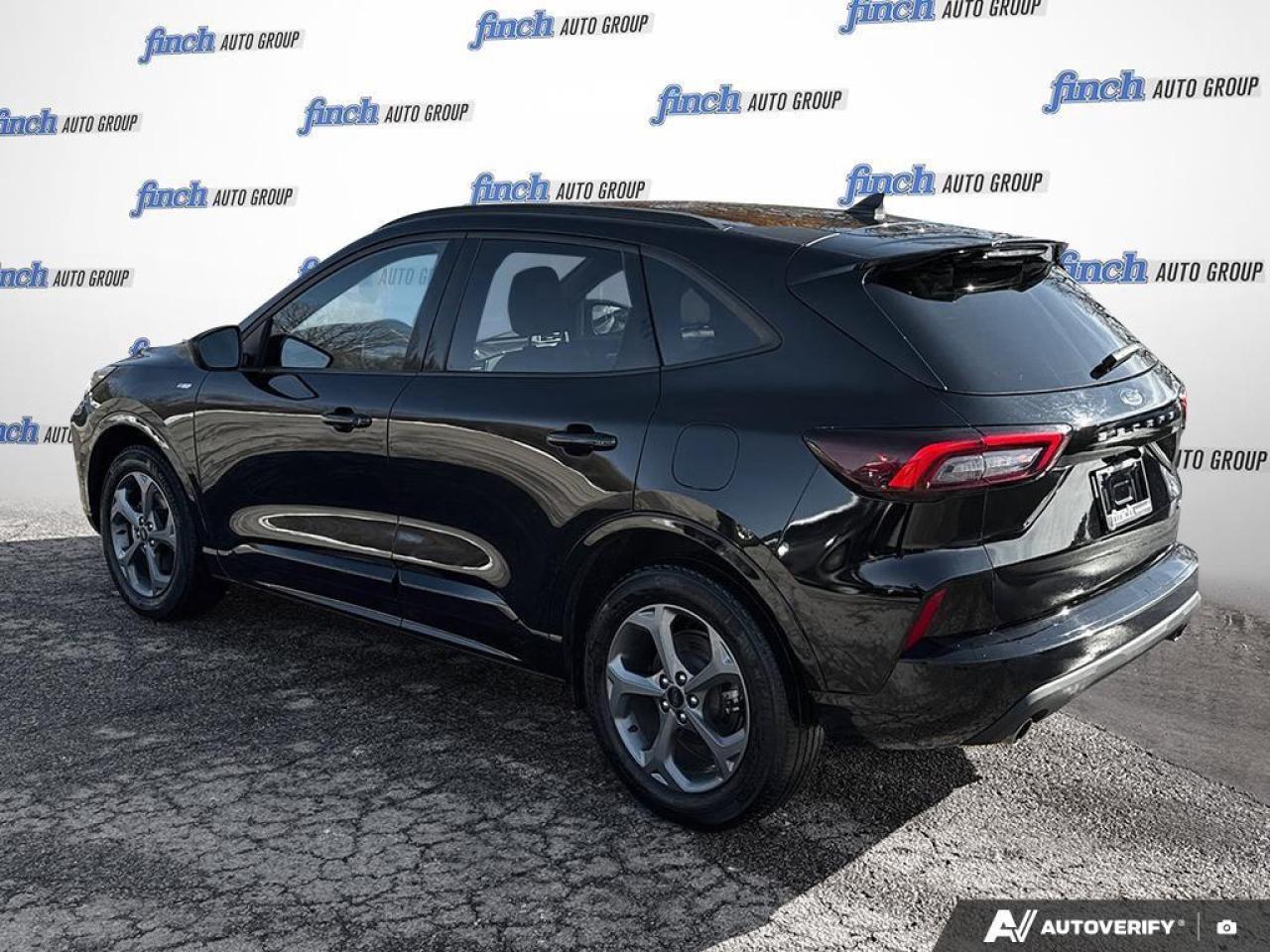 2023 Ford Escape ST-Line 4dr All-Wheel Drive Photo3