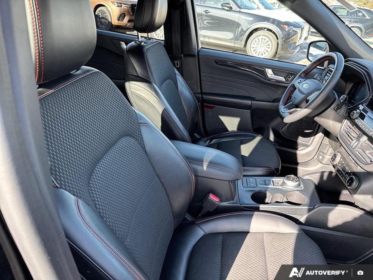 2023 Ford Escape ST-Line 4dr All-Wheel Drive Photo