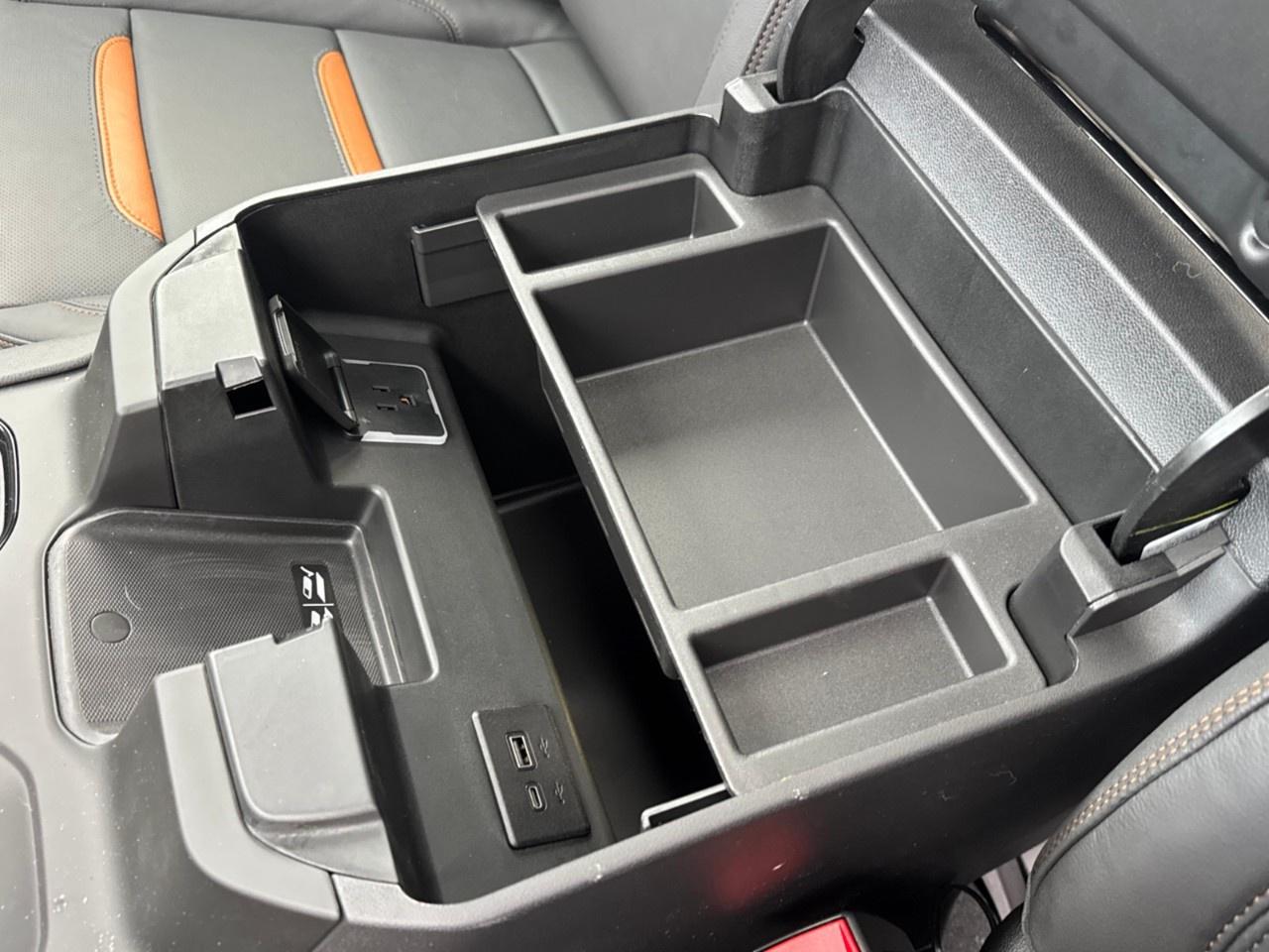 2026 GMC Sierra 1500 Crew Cab Short Box 4-Wheel Drive AT4 Photo