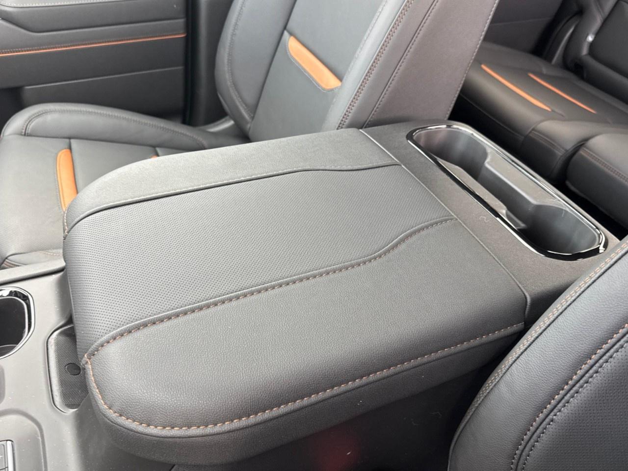 2026 GMC Sierra 1500 Crew Cab Short Box 4-Wheel Drive AT4 Photo