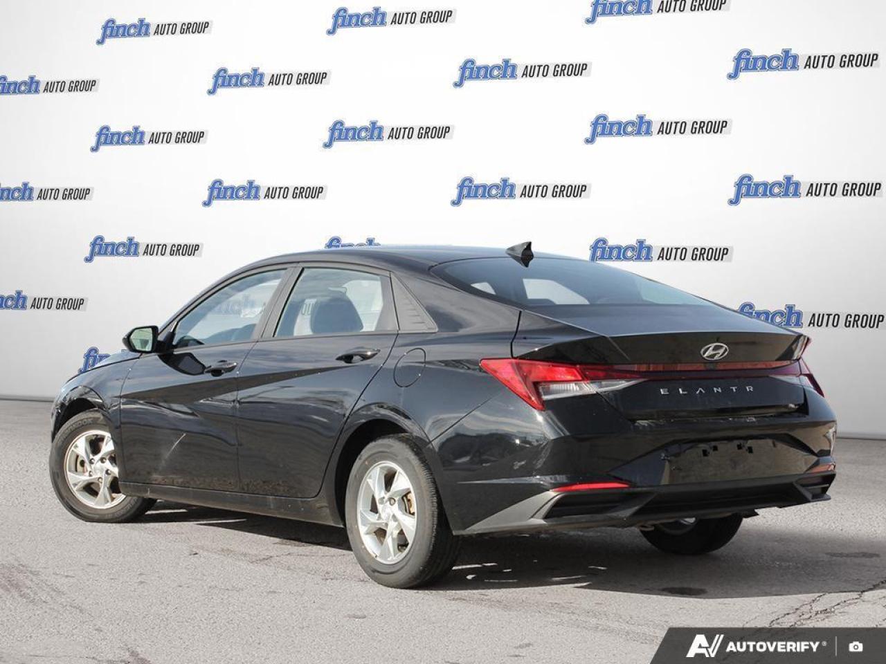 2022 Hyundai Elantra ESSENTIAL 4DR SEDAN Photo3