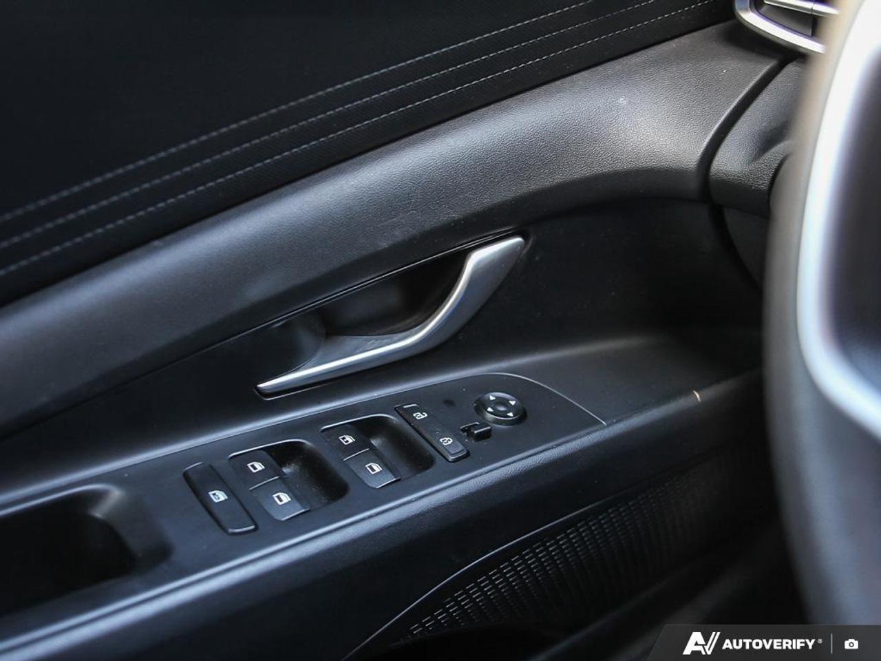 2022 Hyundai Elantra ESSENTIAL 4DR SEDAN Photo