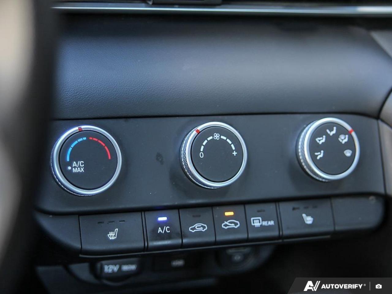 2022 Hyundai Elantra ESSENTIAL 4DR SEDAN Photo