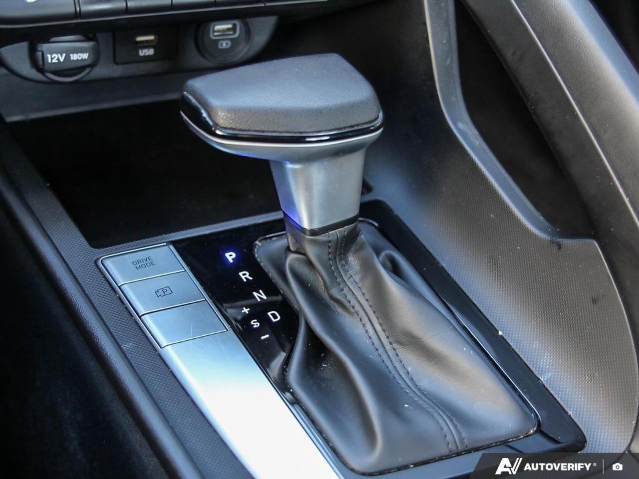 2022 Hyundai Elantra ESSENTIAL 4DR SEDAN Photo