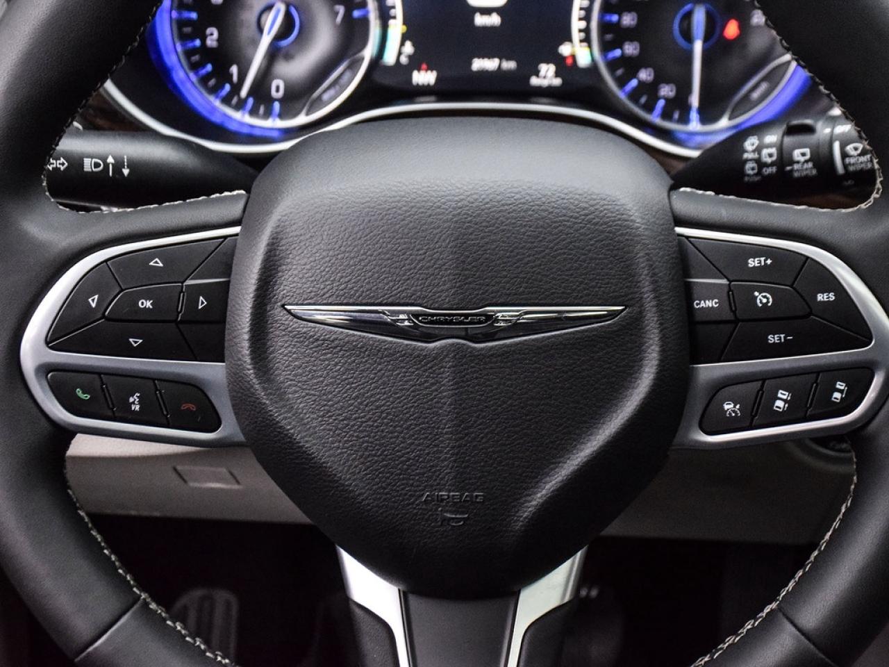 2024 Chrysler Pacifica Limited Front-Wheel Drive Passenger Van Photo