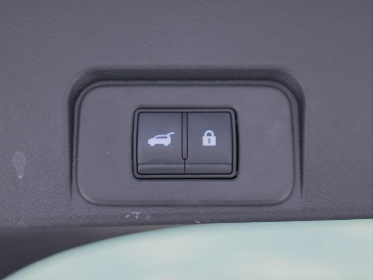 2023 Nissan Rogue SV Midnight Edition   Leather   Power Liftgate Photo