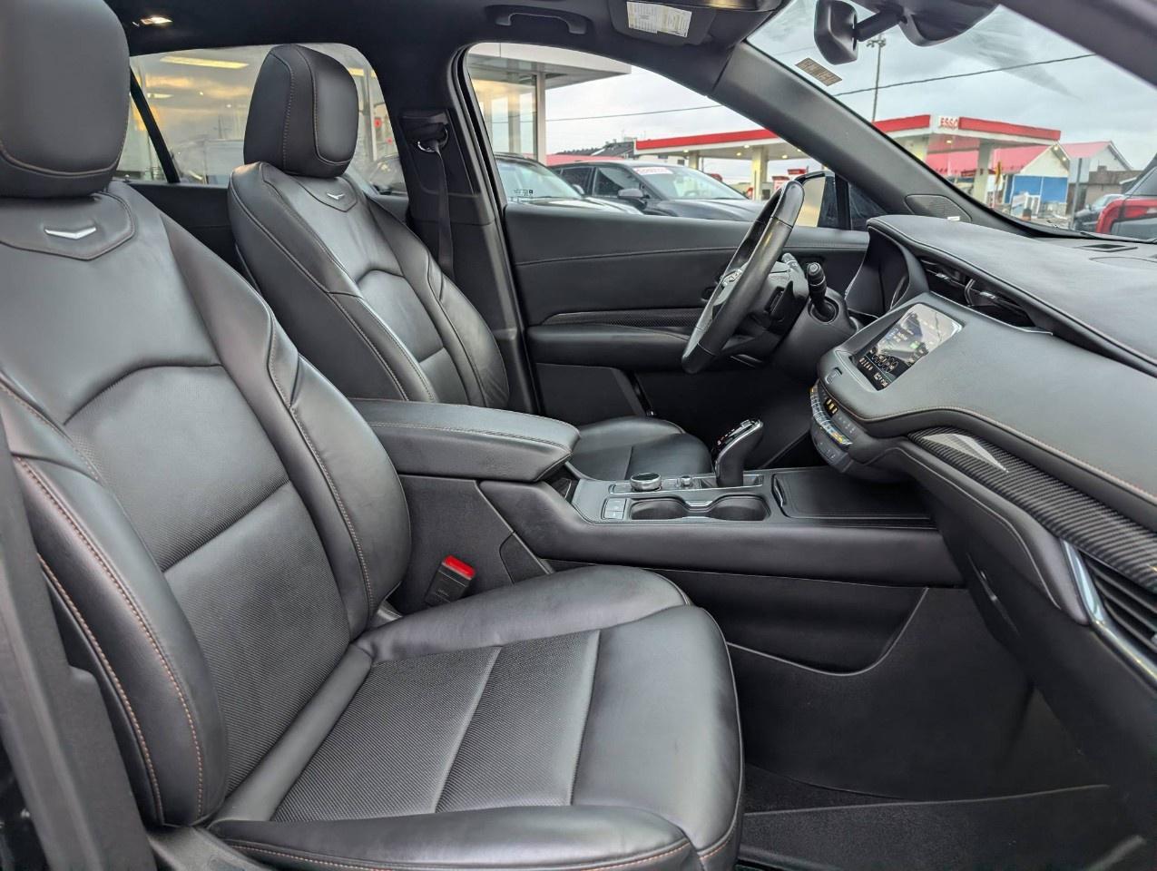 2023 Cadillac XT4 AWD 4dr Sport Photo