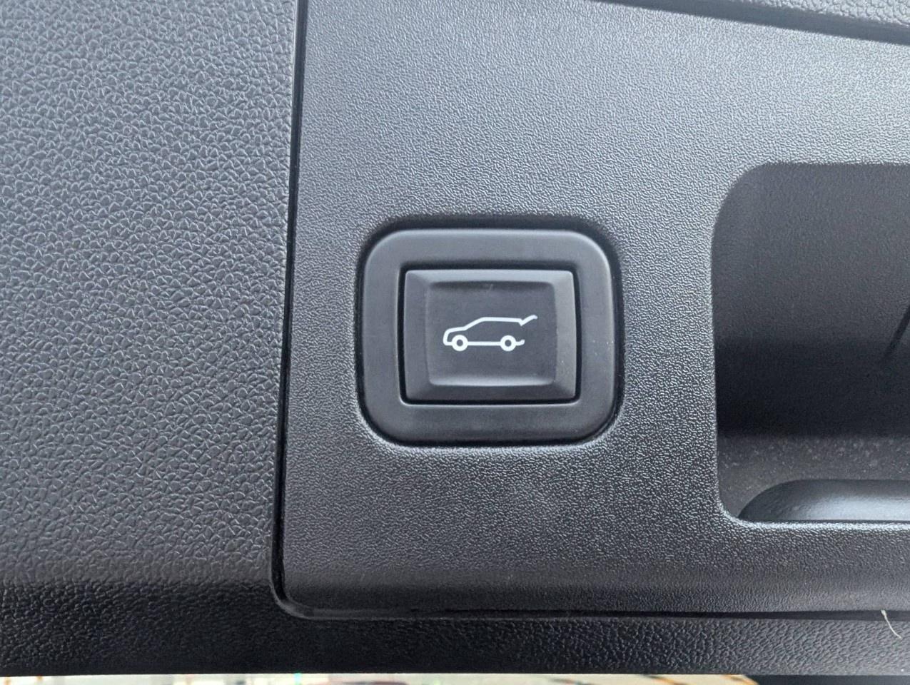 2023 Cadillac XT4 AWD 4dr Sport Photo