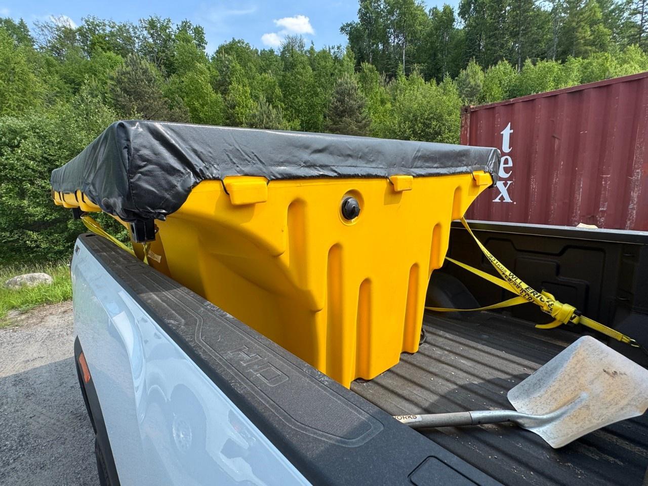 2025 GMC Sierra 3500HD 4WD Regular Cab Long Box Pro Photo