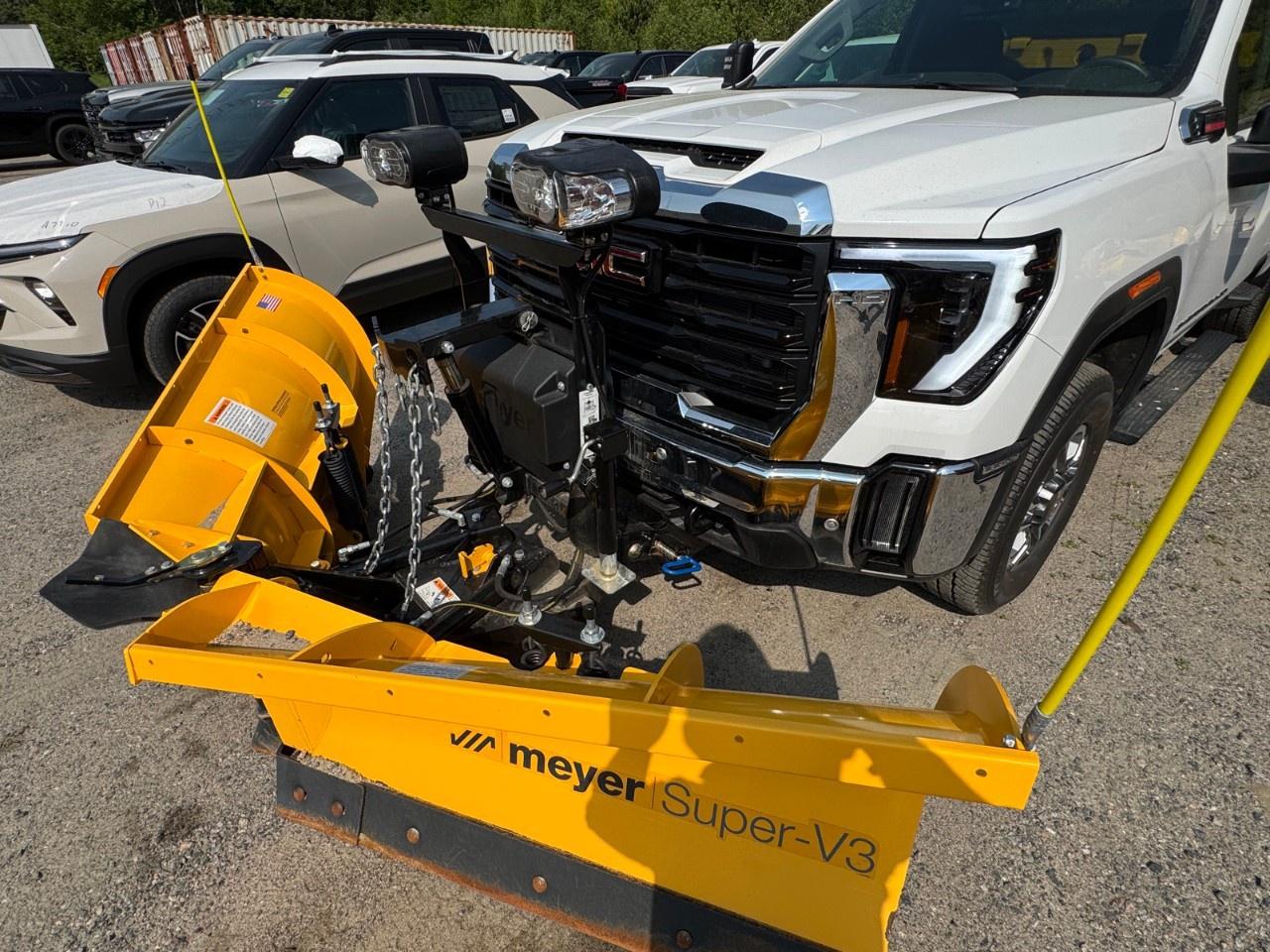 2025 GMC Sierra 3500HD 4WD Regular Cab Long Box Pro Photo