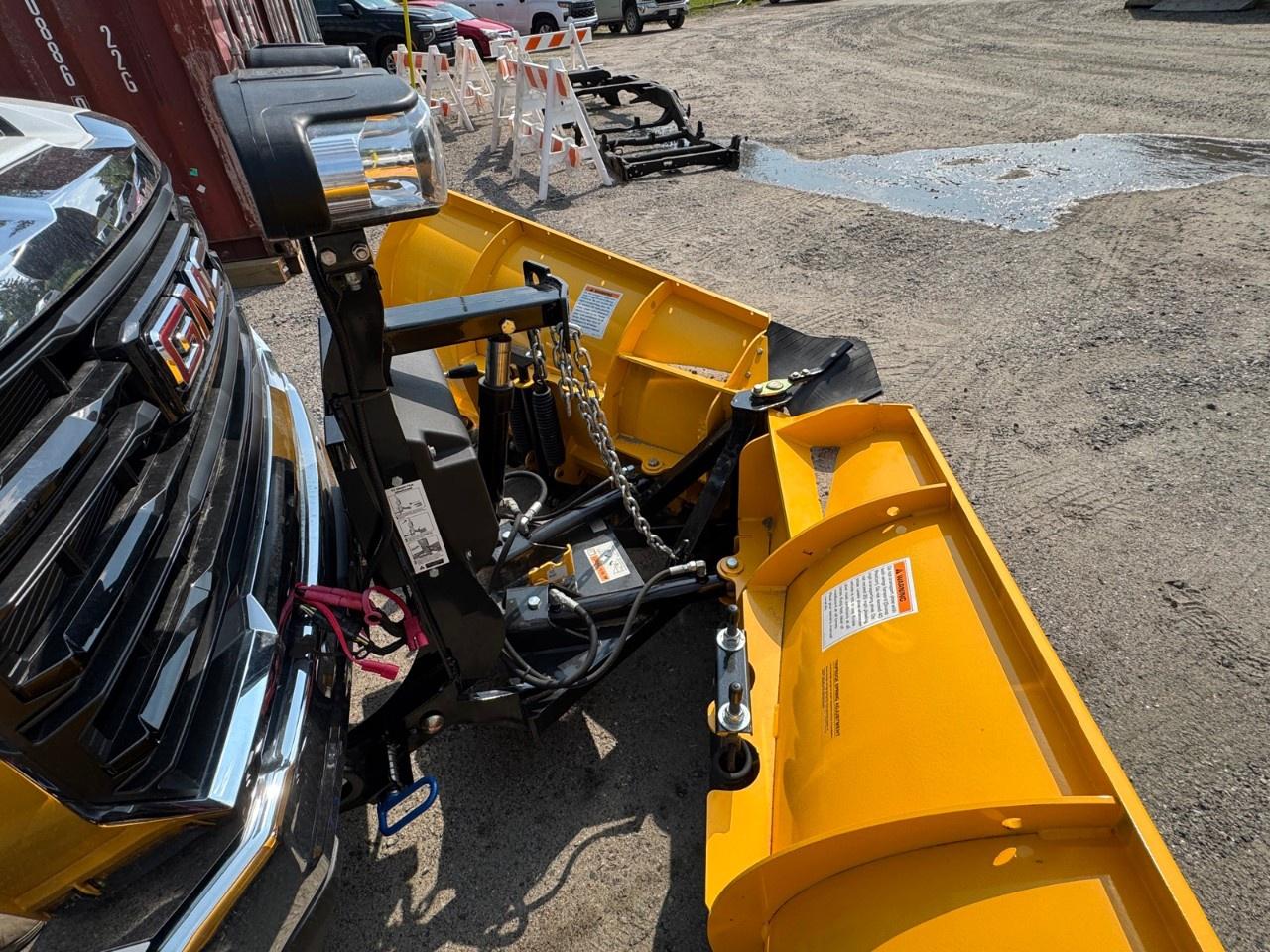 2025 GMC Sierra 3500HD 4WD Regular Cab Long Box Pro Photo