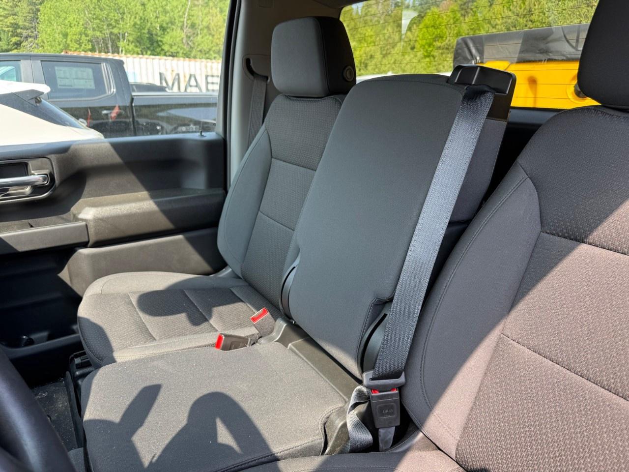 2025 GMC Sierra 3500HD 4WD Regular Cab Long Box Pro Photo