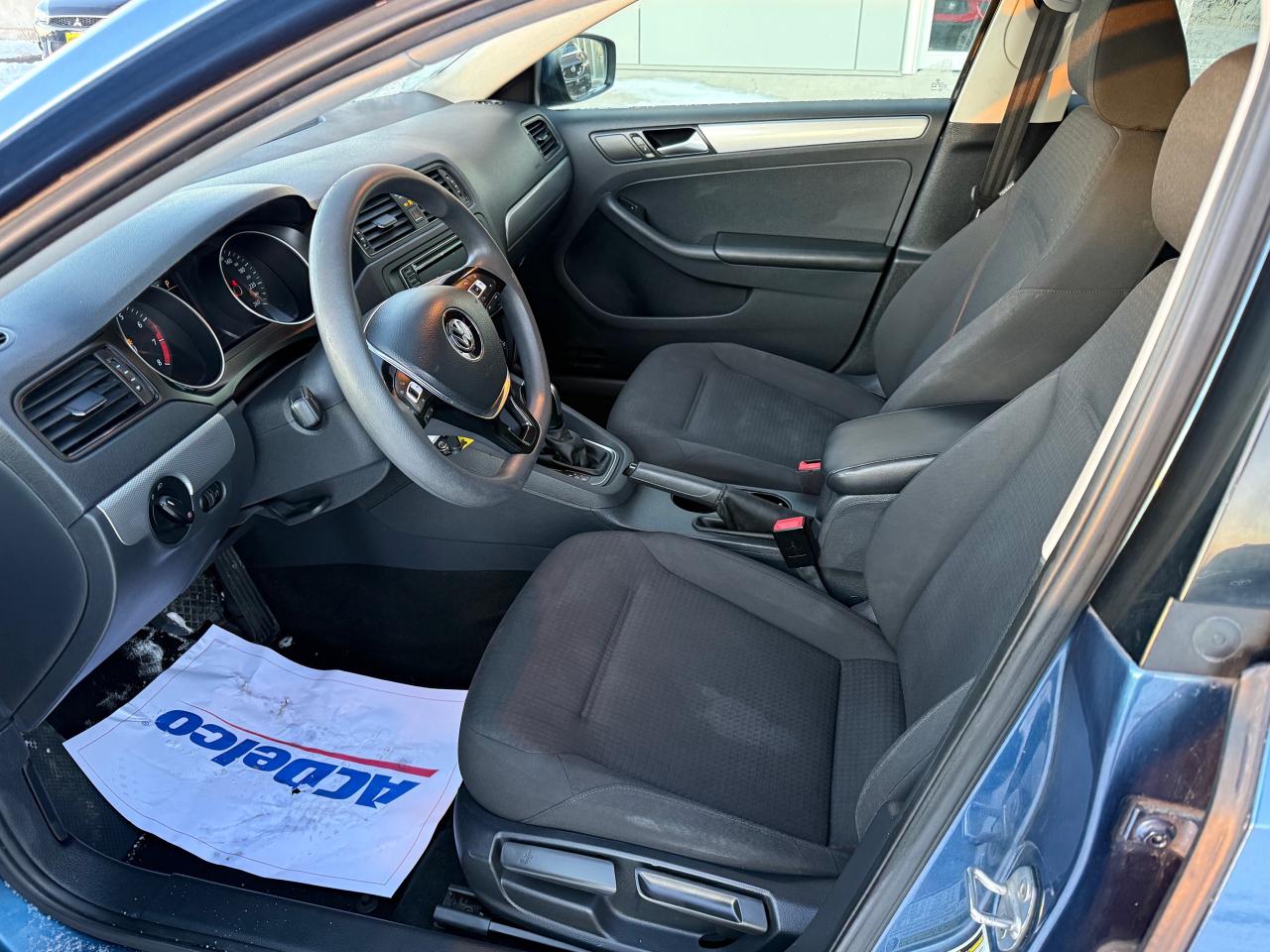 2017 Volkswagen Jetta 1.4 TSI Trendline+ (A6) 4dr Sedan Photo