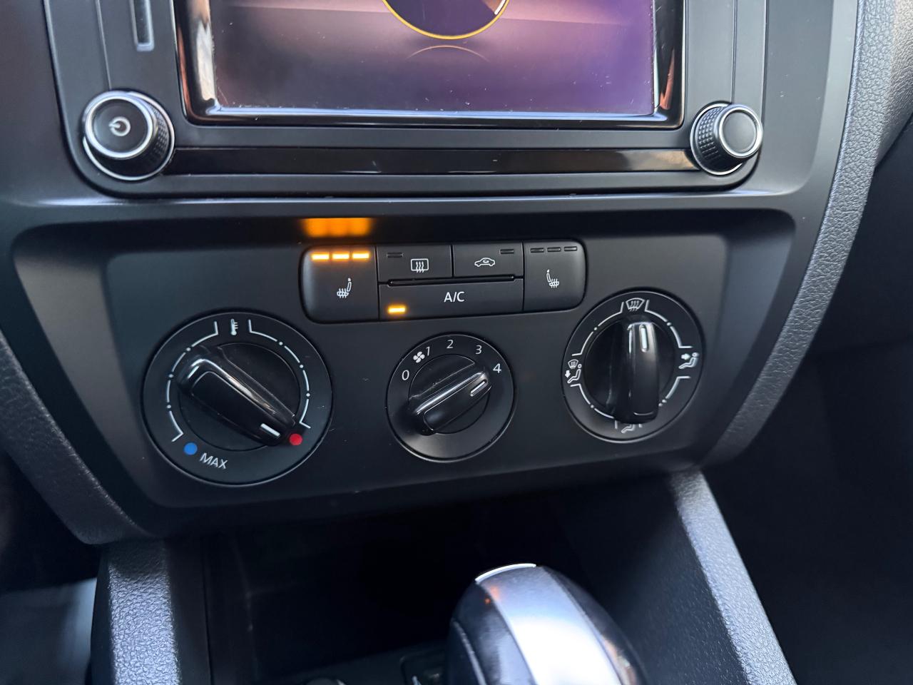 2017 Volkswagen Jetta 1.4 TSI Trendline+ (A6) 4dr Sedan Photo