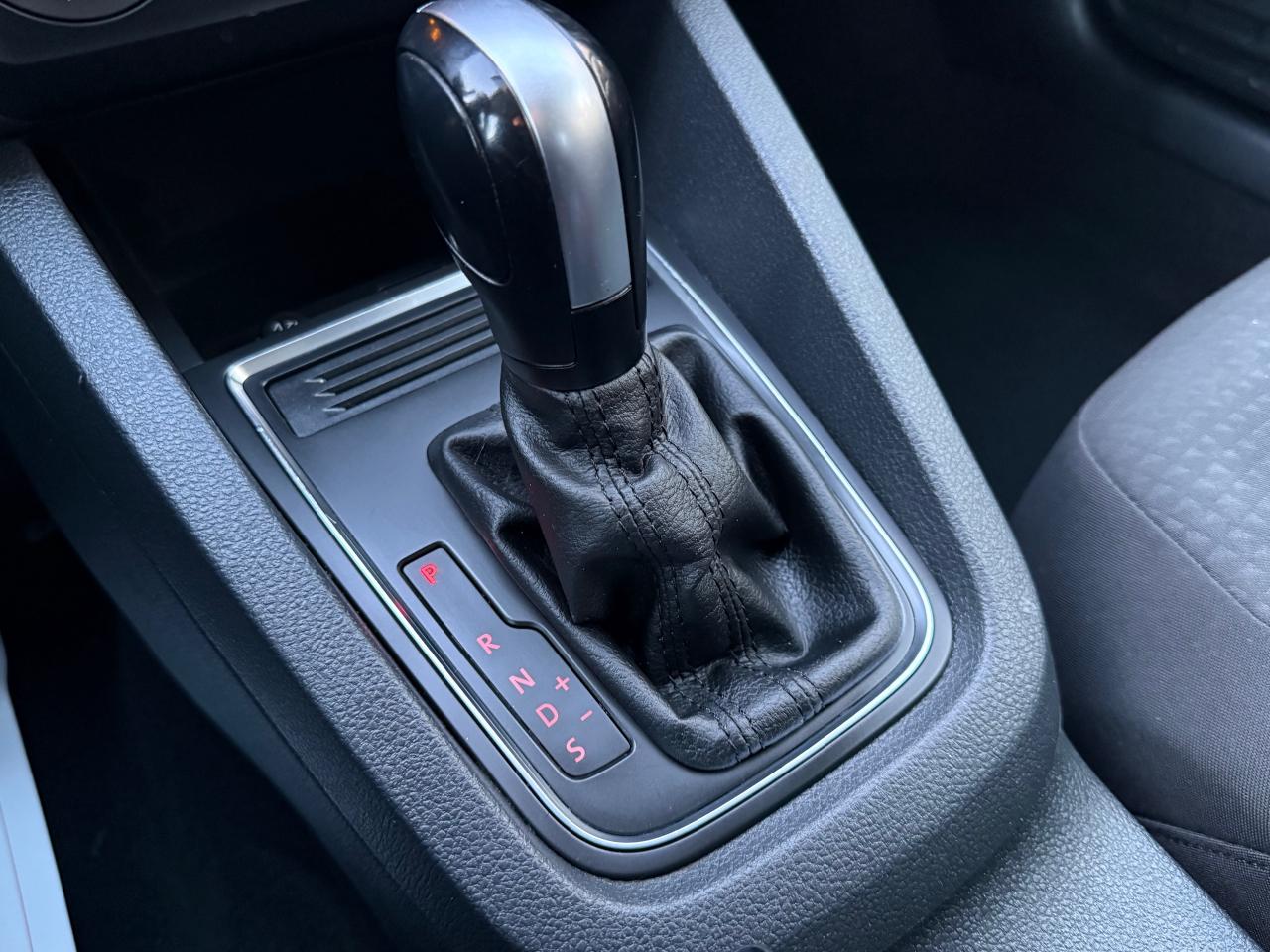 2017 Volkswagen Jetta 1.4 TSI Trendline+ (A6) 4dr Sedan Photo