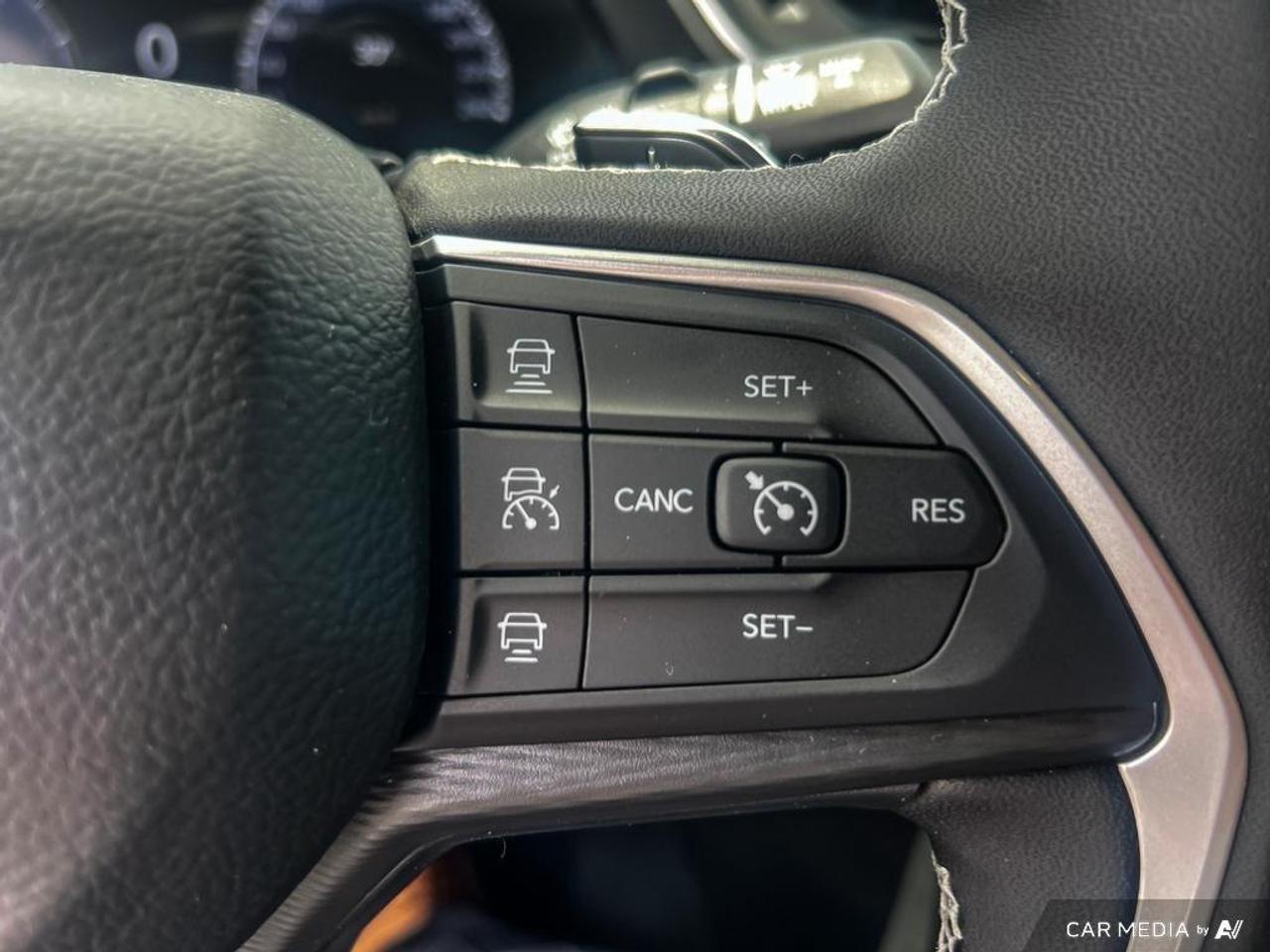 2025 Jeep Grand Cherokee Laredo 4dr 4x4 Photo